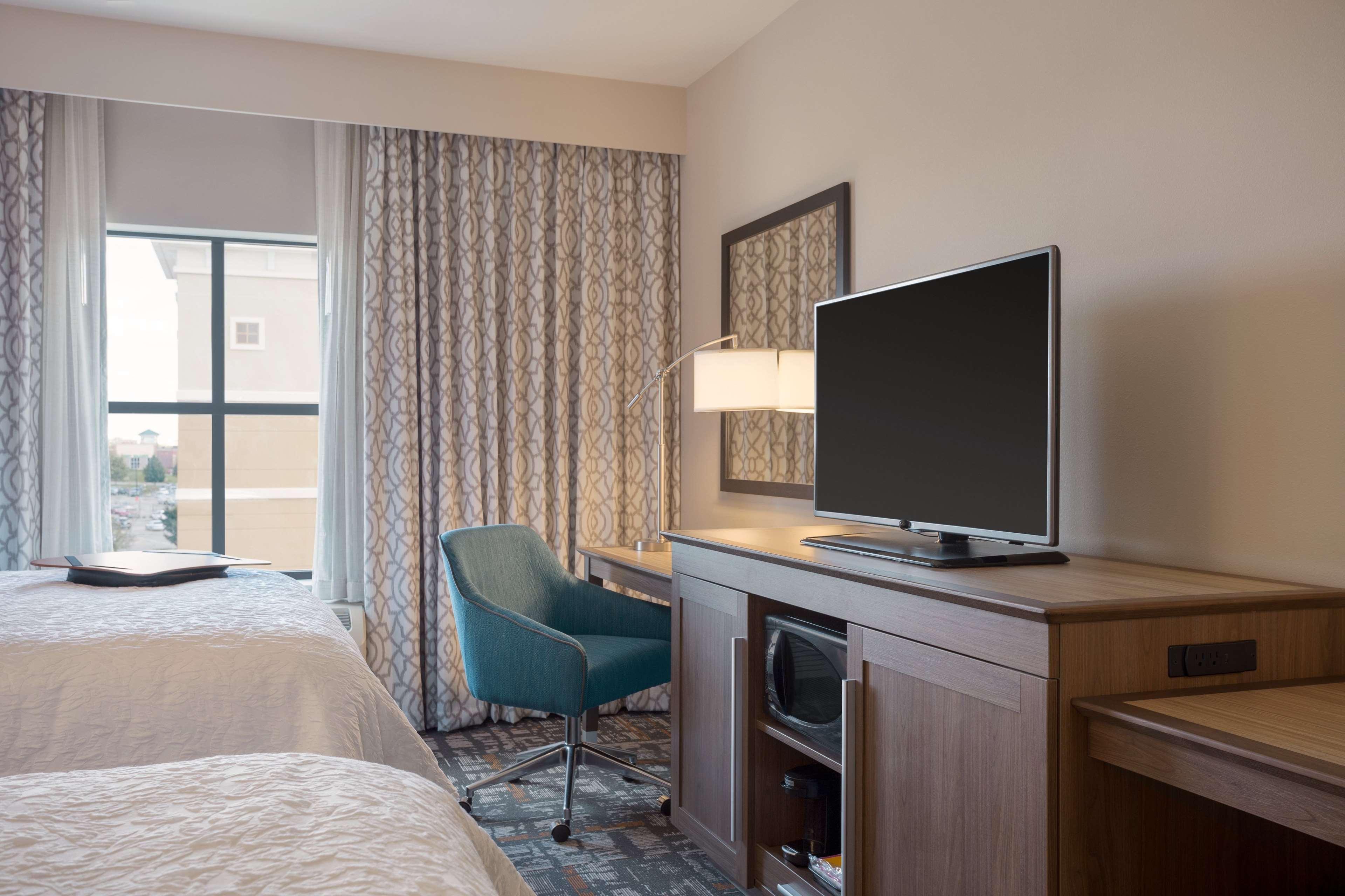 Hampton Inn & Suites West Des Moines Mill Civic Εξωτερικό φωτογραφία