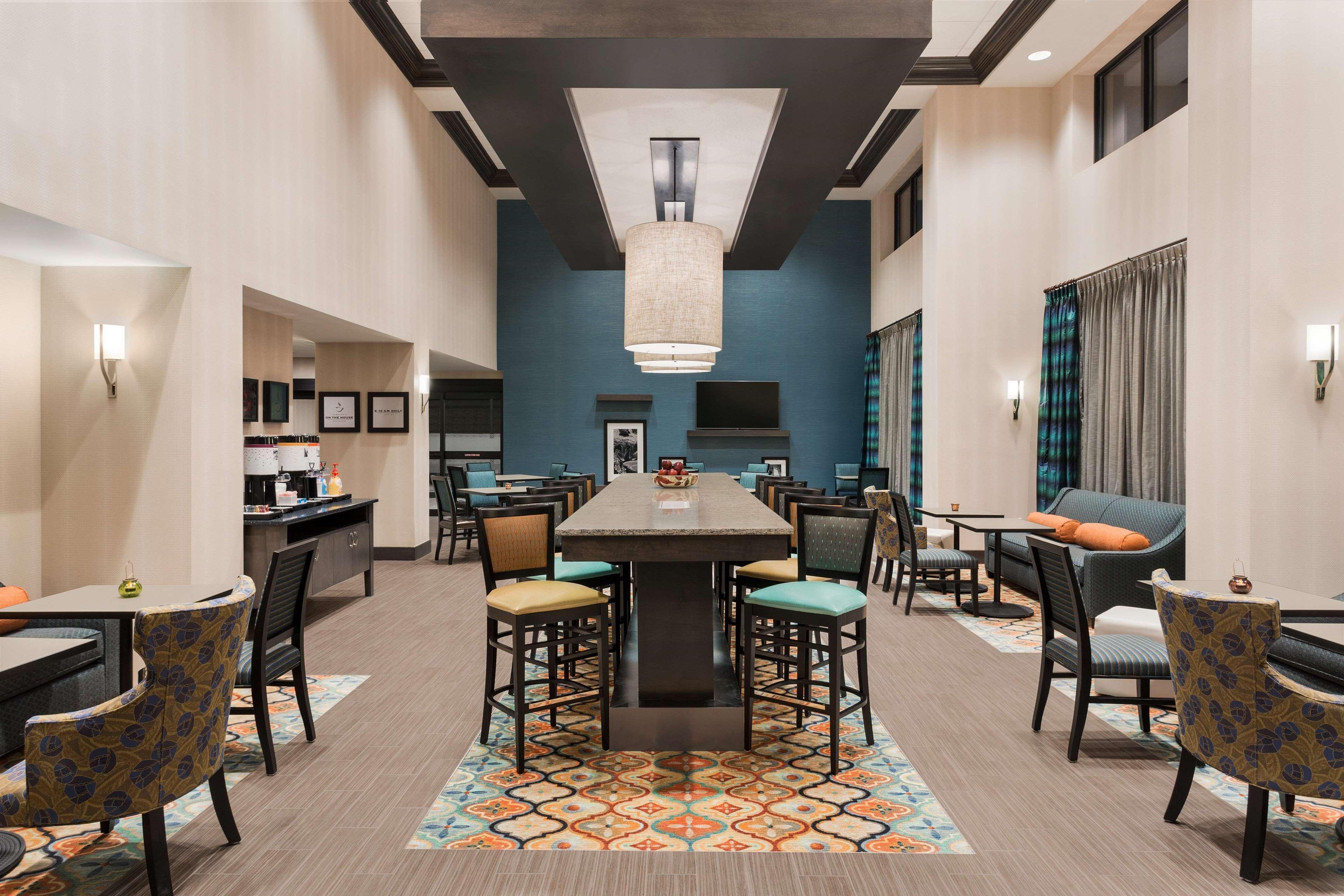 Hampton Inn & Suites West Des Moines Mill Civic Εξωτερικό φωτογραφία